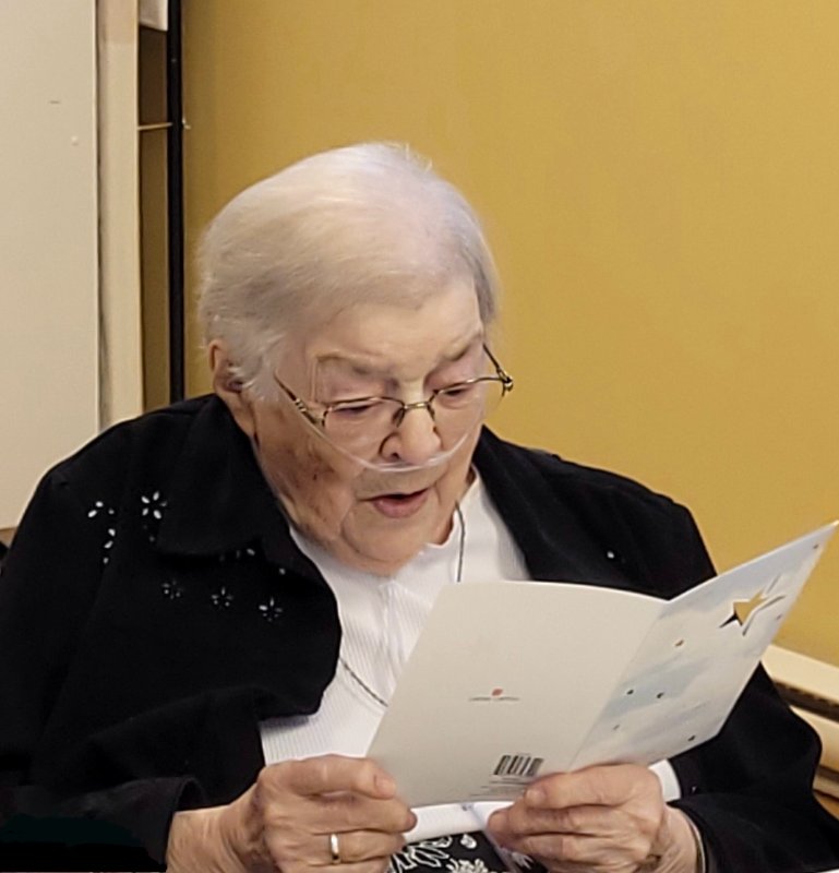 Sr Marguerite Boily célèbre 100 ans